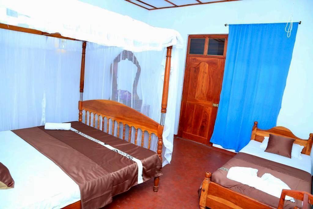 Sunrise Guest House & Restaurant Тангале Екстериор снимка